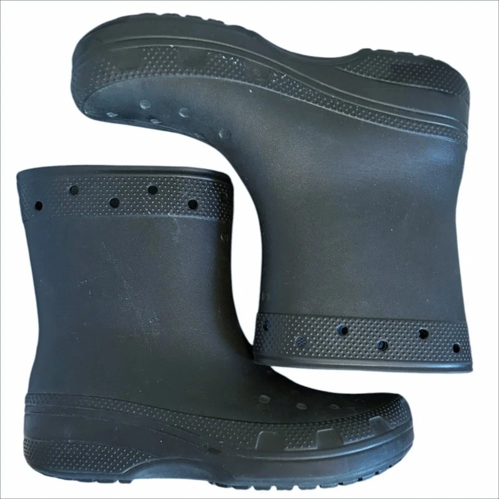 Crocs Classic Boot Men 10 Women 12 Black Gray Waterproof Rain Garden Lightweight